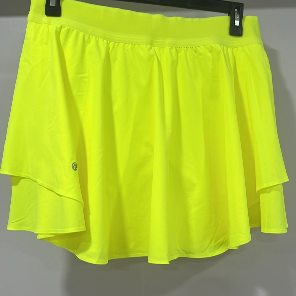 lululemon athletica Neon Yellow Skort - Picture 2 of 14